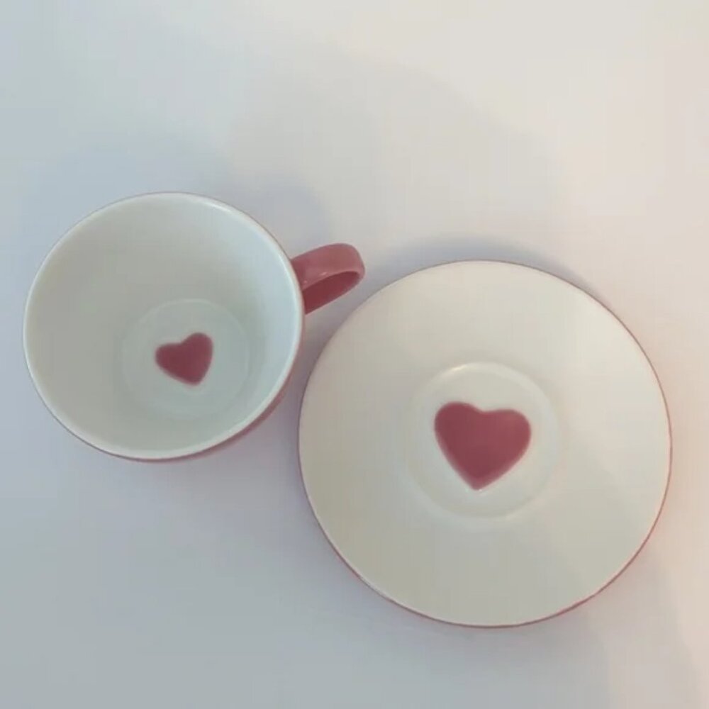 Starbucks 2005 Valentine’s Pink Oversized Cup & Saucer Hearts Inside Unused VTG